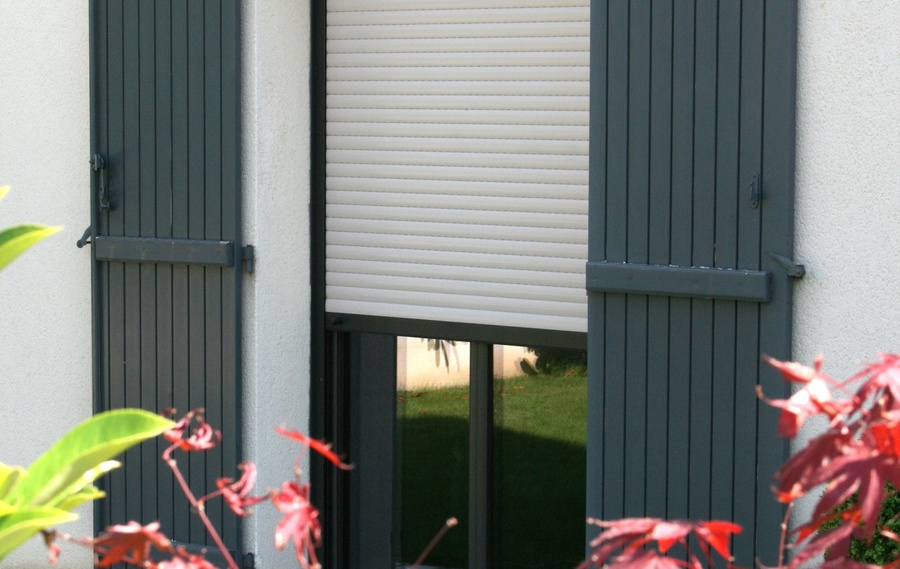 Volets battants roulants et occultants à Montluçon