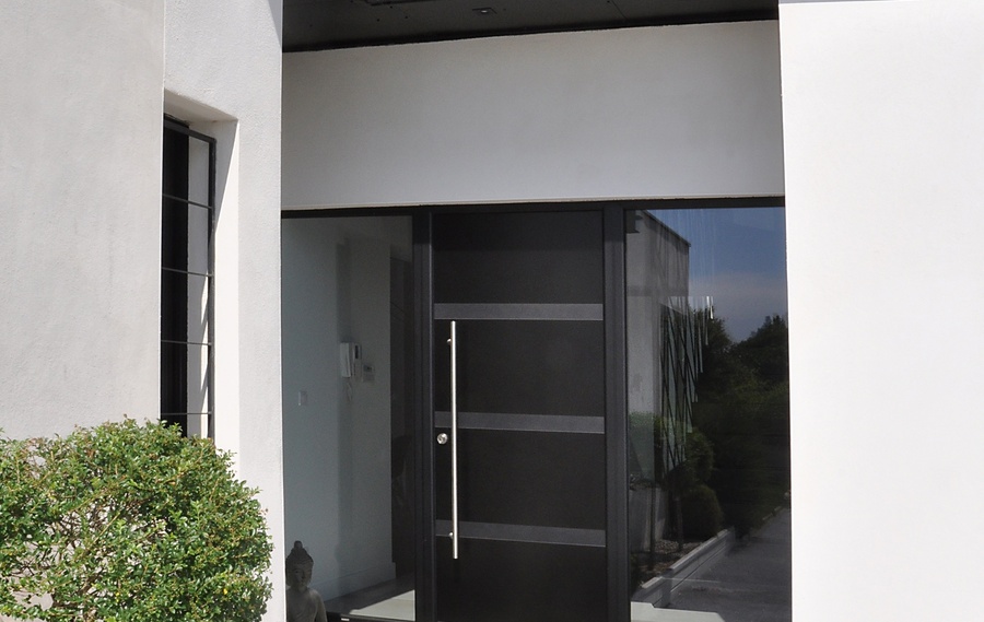 Notre gamme de portes d'entrée en ALU CLASSIQUE et CONTEMPORAINE à Montluçon